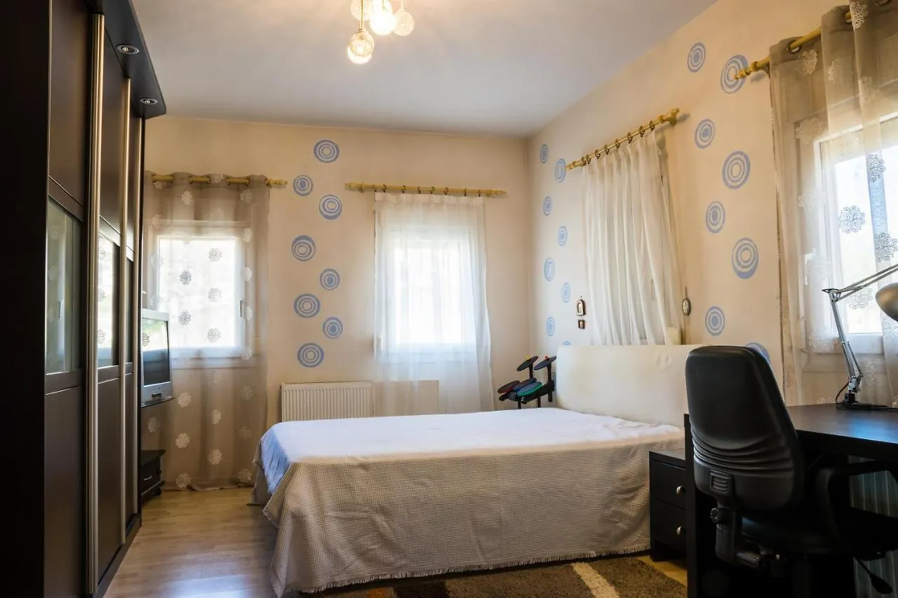 Luxury Villa With Great Views Near Thessaloniki Airport